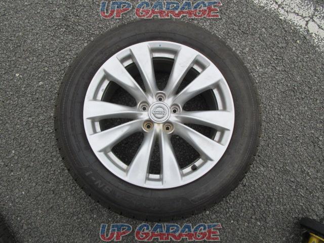 Nissan genuine
Nissan
Y51 Fuga
Genuine spoke wheels
※ tire that is reflected in the image is not attached-03