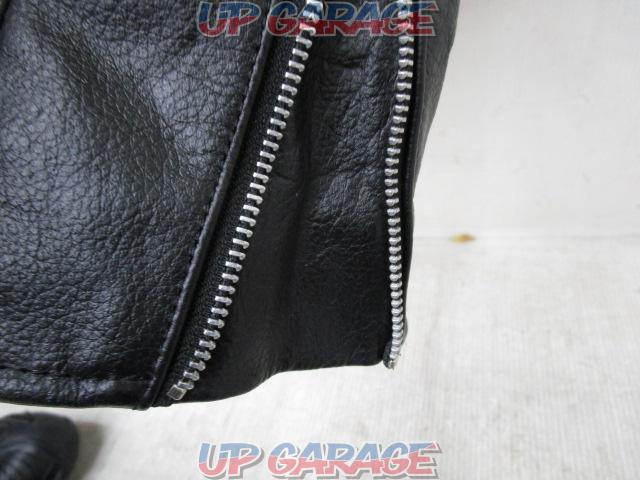 AWD
Leather's
MOTOR
CYCLE
GEAR
Leather jacket-03