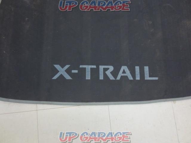 Nissan genuine
Luggage mat for X-Trail/NT30-02