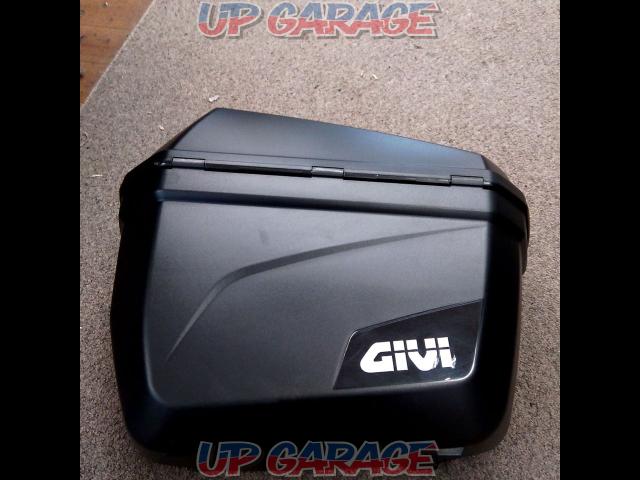 GIVI
E22N
Side box-02