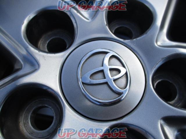 Toyota genuine
NOAH/VOXY/AZR60 genuine wheels + BRIDGESTONE (Bridgestone)
BLIZZAK
VRX3-04