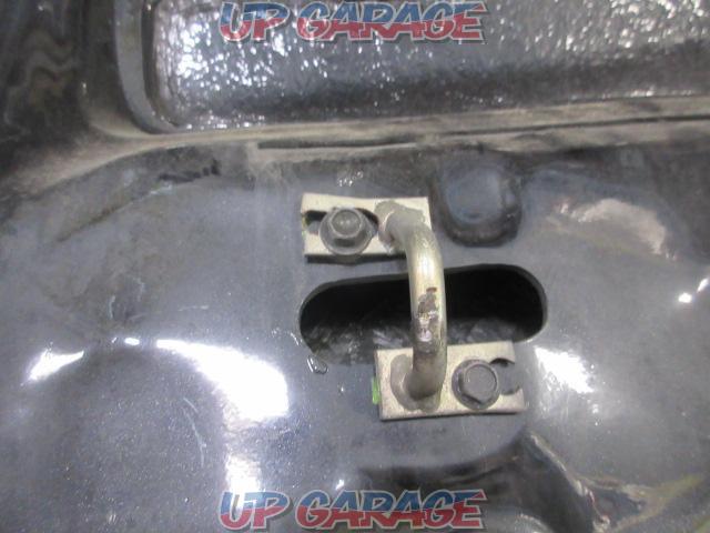 Manufacturer unknown 200 series Hiace
Type 4 standard
FRP made bad face bonnet-08