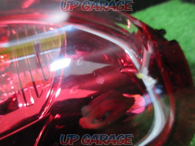 Valenti200 series Hiace
LED tail lens
Left side only-03