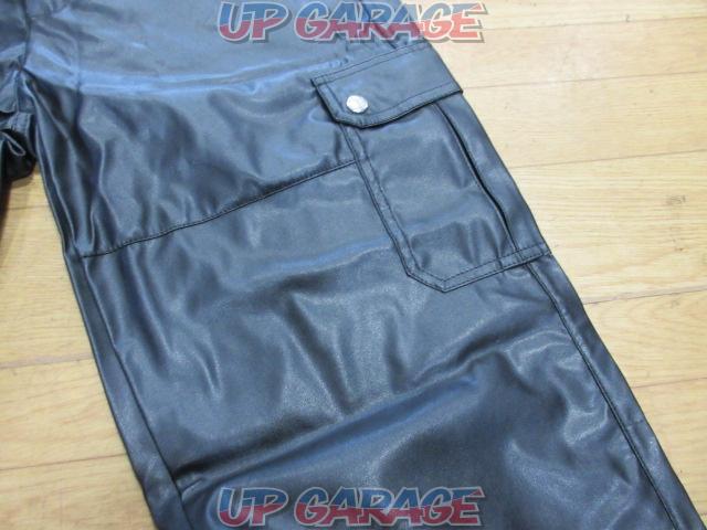 Manufacturer unknown fake leather pants
M size-06