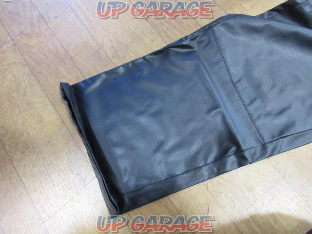 Manufacturer unknown fake leather pants
M size-08