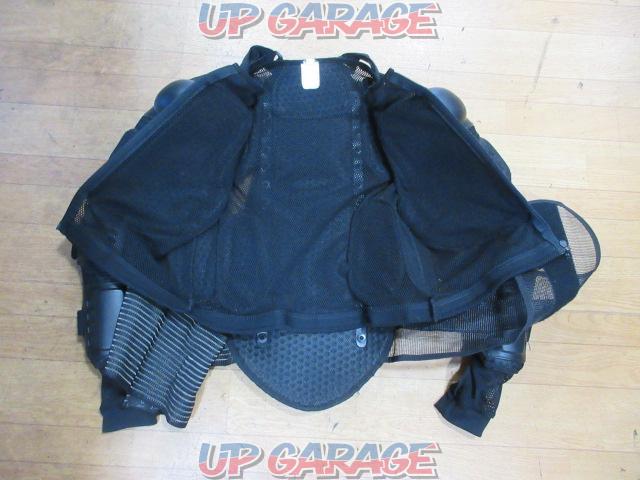 KOMINE Full Armored Body Protector
XL size???-05