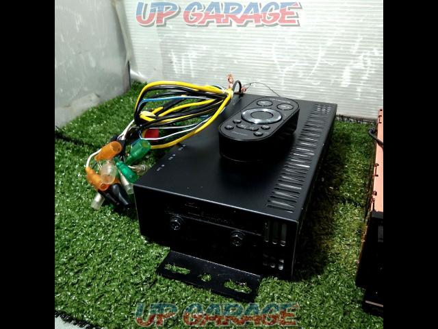 carrozzeriaDEH-P01 (tuner)
+
CWK1040 (power amplifier)-03
