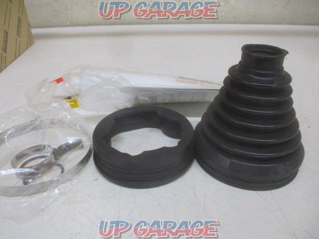 Toyota original (TOYOTA)
Drive shaft boots
Front one side only-02