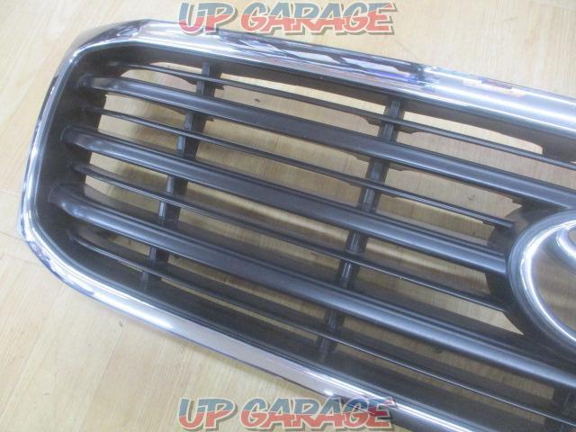 Genuine Toyota Land Cruiser 100 (Lancle 100) Early genuine front grill-04