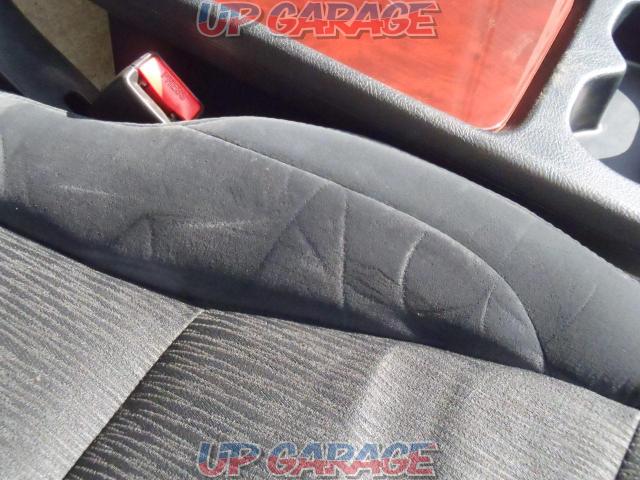 Toyota
Alphard
ANH20 / 25
Second seat
Right and left-02