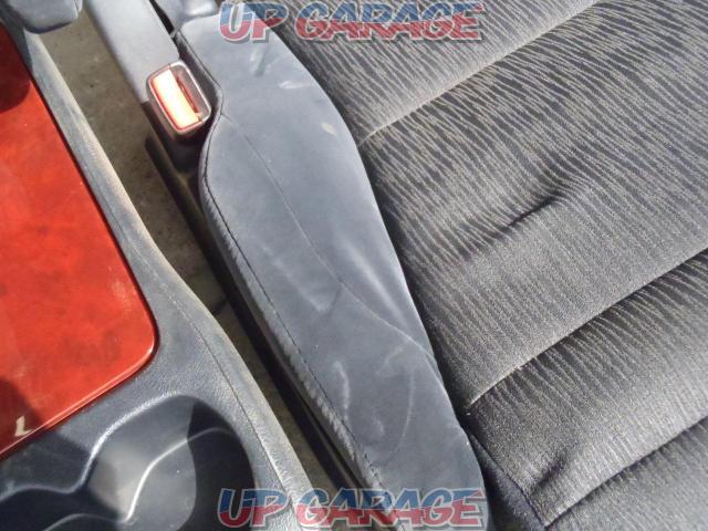 Toyota
Alphard
ANH20 / 25
Second seat
Right and left-08