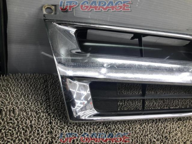 TOYOTA
Genuine front grille-02