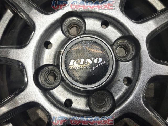 KINO
SPORTS
ADENAK
10-spoke wheel
+
YOKOHAMA
BluEarth
AE01-09