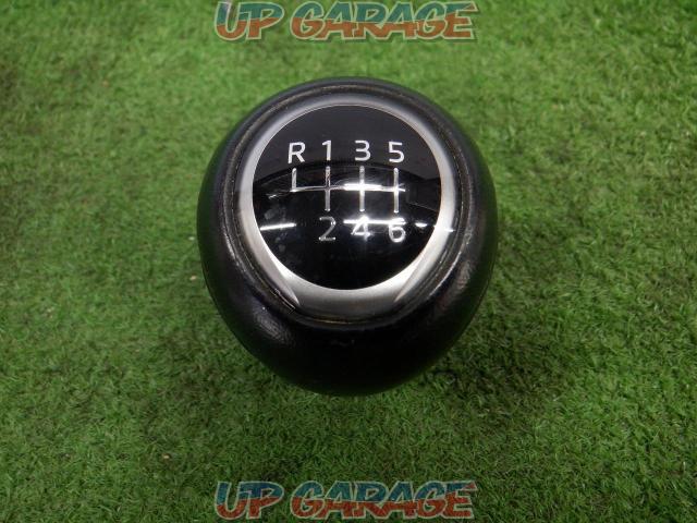 Mazda genuine
Shift knob-04