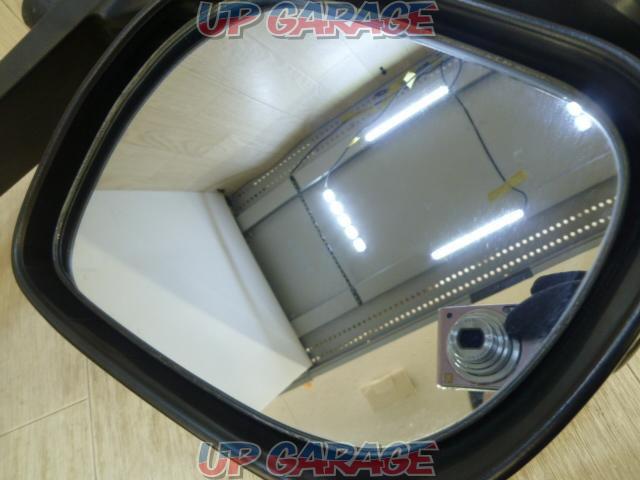 Toyota genuine genuine door mirror
Right and left
■Ractis
NCP100-08