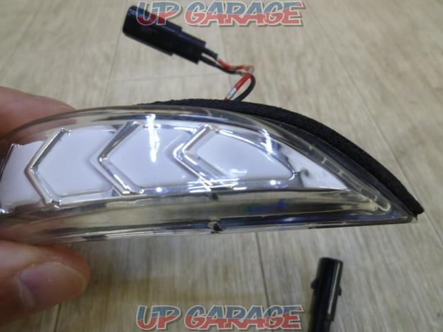 Other manufacturers unknown
LED turn signal lens
■Aqua
NHP10
Late version-05