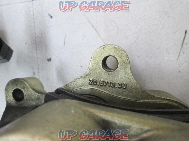 Brembo (Brembo)
4POT brake caliper
Carved seal: 20.6714.00 / 20.6713.00-07