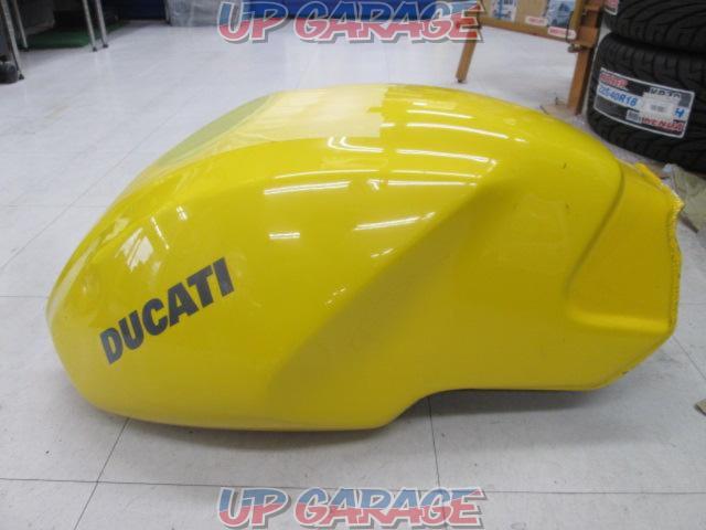 Ducati
-
Ducati
Petrol tank
Monster-03