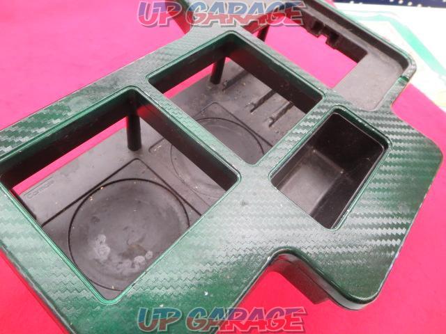 CAR-MATE
200 series for Hiace
Drink table
NZ593-02