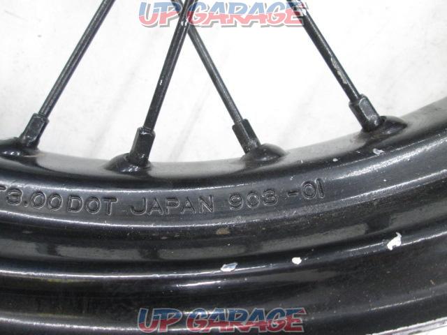 Wakeari
RK
EXCEL
Spoke wheels
18 X 3.00
(18XMT3.00)-05