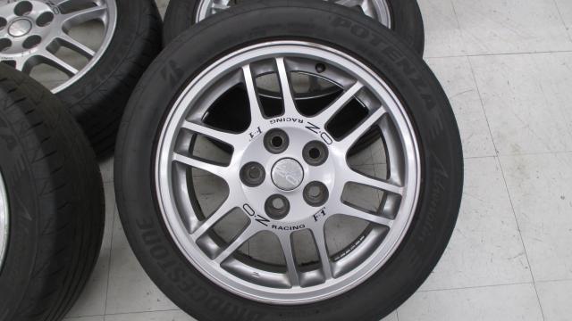 Mitsubishi genuine (MITSUBISHI)
Lancer Evolution IV genuine OZ wheels
+
BRIDGESTONE (Bridgestone)
POTENZA
RE004-04
