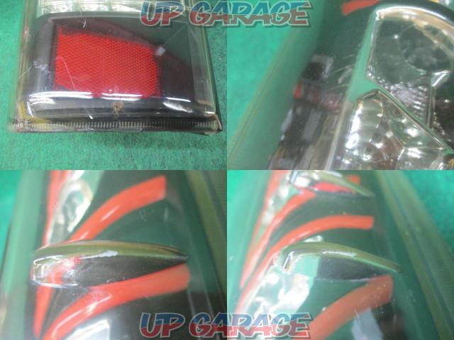 Unknown Manufacturer
Hiace 200
Smoked LED tail lens-04