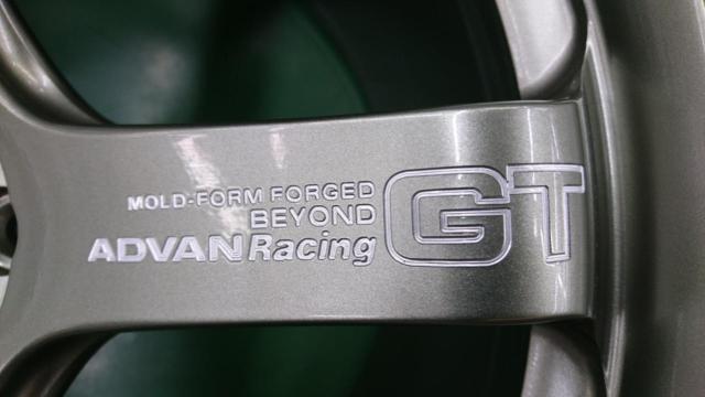 【YOKOHAMA(ヨコハマ)】ADVAN Racing(アドバンレーシング) GT BEYOND-06