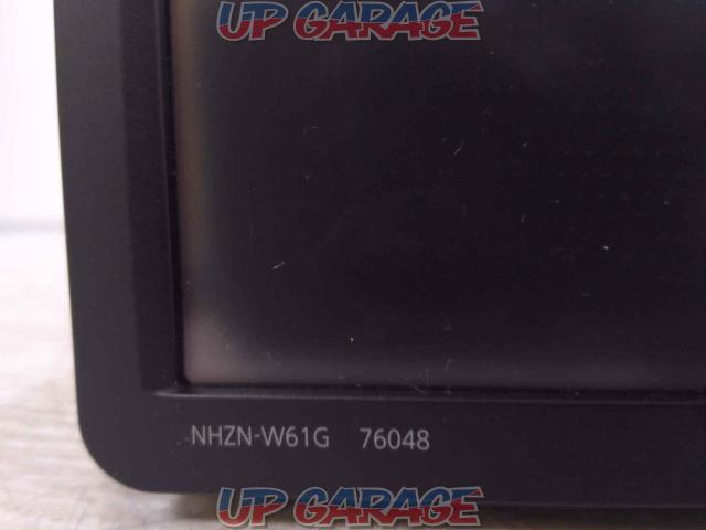 Toyota genuine
NHZN-W61G
HDD navigation-03