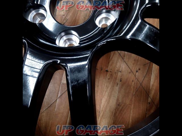 NISSAN
Skyline coupe
V36 genuine spare tire wheel (temper tire)-04