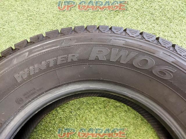 (Please contact us in advance when visiting F-T warehouse storage) HANKOOK/KINGSTAR
WINTER
RW06-04