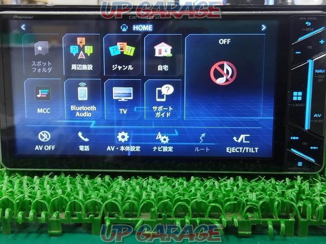 carrozzeria
AV integrated memory navigation
CYBER
NAVI
AVIC-CW 901-03