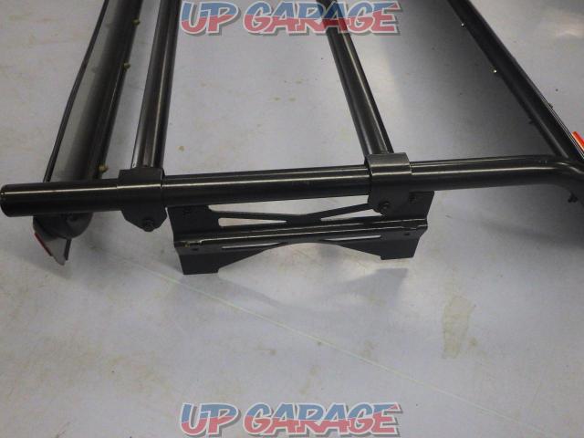 Unknown Manufacturer
For light trucks
Steel
Roof carrier-03