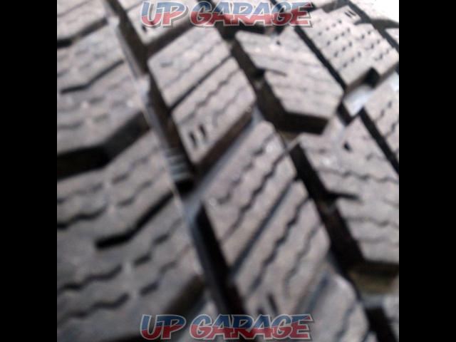 Other manufacturers unknown + GOODYEAR
ICENAVI8-04