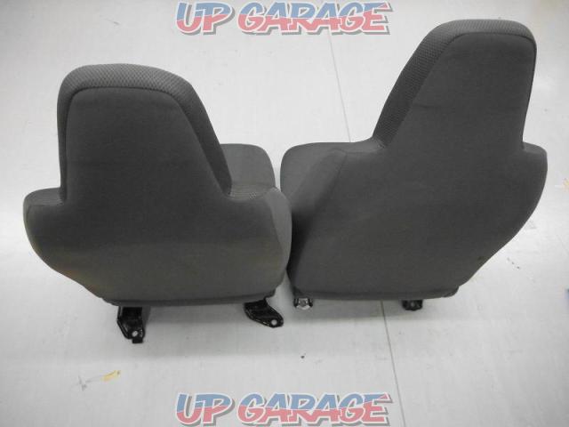Toyota genuine
Hiace 200 series
7-inch
Wide driver seat + passenger seat-02