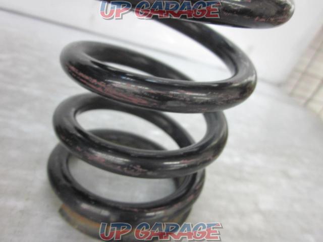 Maker unknown
Series-wound spring
ID: 65
Spring rate: 7kg
Free length: 200mm-03