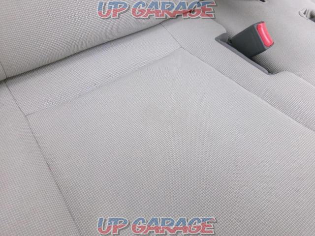 Nissan genuine
(NISSAN)
Clipper van genuine
Rear seat
Right and left
With rear seat base-03