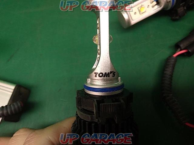 TOM’S
LED fog lamp bulb
Toyota / 86 / ZN 6
PSX24W
white
Right and left-03