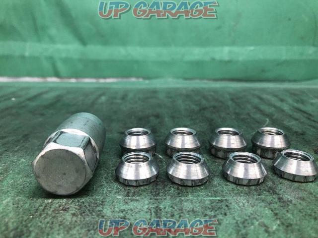 Unknown manufacturer mounting nut for width track
8 pieces-02