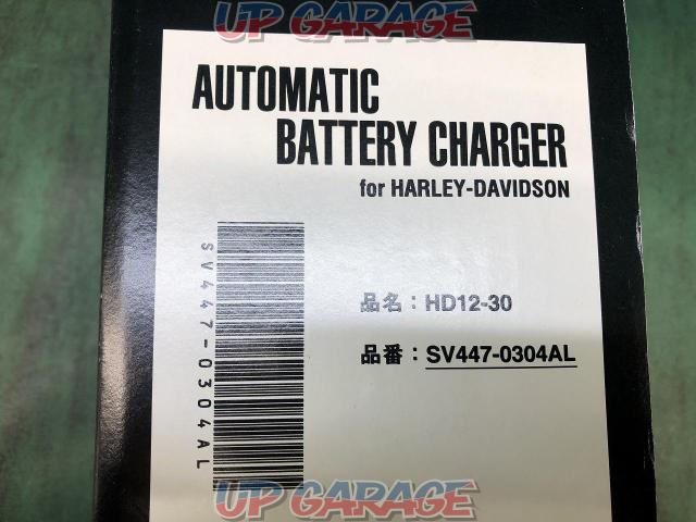 Harley-Davidson
[HD12-30]
AUTOMATIC
BATTERY
CHARGER
Original battery charger-09