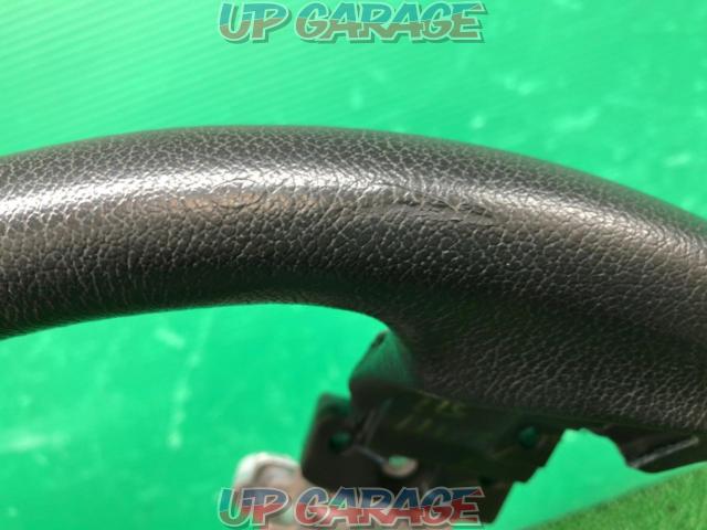 SUBARU
Genuine leather steering wheel-07