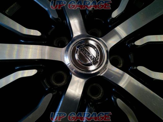 NISSAN
Serena / C26
Highway Star
Late version
Original wheel
+
YOKOHAMA
BluEarth
RV-02
Current Serena (C28) size with new domestic special price tires!-06