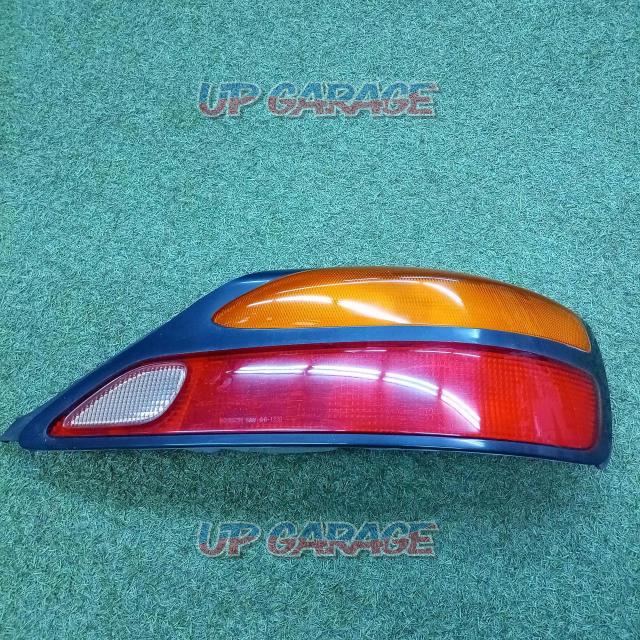 Nissan genuine tail lens (tail lamp) left and right set-03