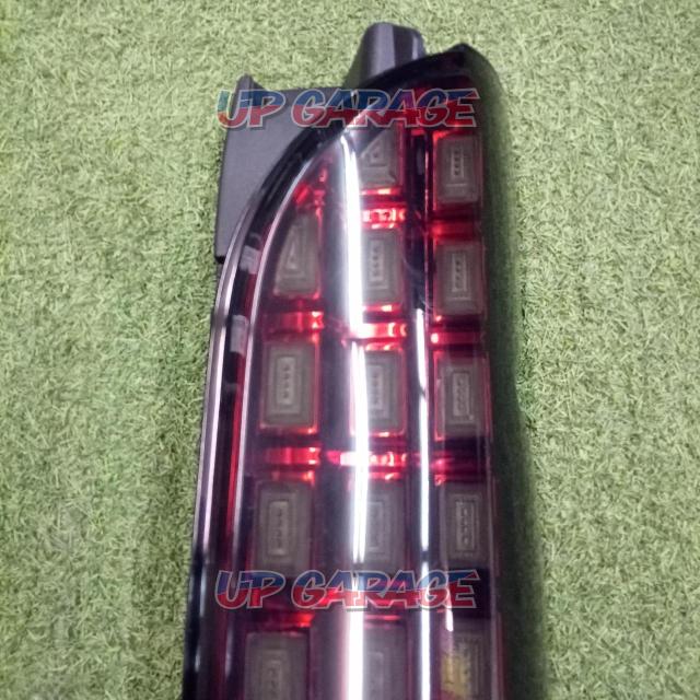Manufacturer unknown Full LED tail lens (tail lamp) right only-02