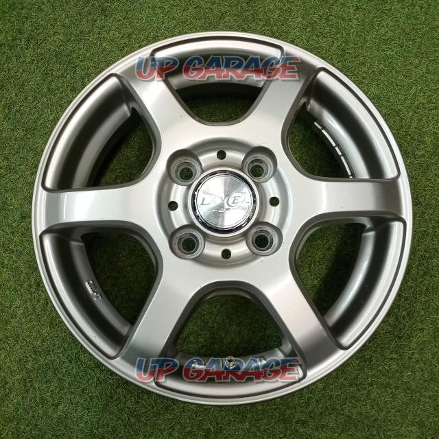 LAYCEA
02
6-spoke aluminum wheels-02