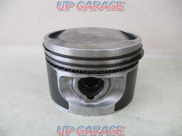 Price reduced!! First come, first served
Harley-Davidson genuine
Cylinder + piston kit ■Used in Sportster 1200-08