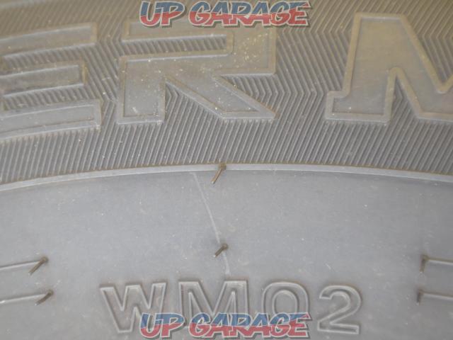 【溝タップリ!】DUNLOP WINTER MAXX WM02 + HOT STUFF WAREN WR5-07