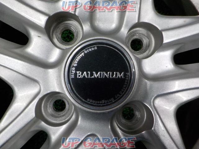 W
BRIDGESTONE
BALMINUM
Twin 5-spoke wheel
4 pieces set-06