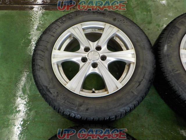 Used W/Current condition T
weds
Fang
6-spoke wheel
+
MICHELIN
X-ICE-05