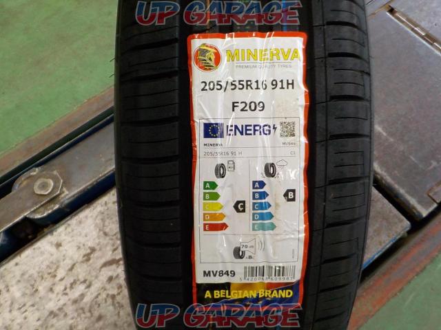 Great value!A-TECH
SCHNEIDER
MID
+
MINERVA
F209
With new tires! Set of 4-10