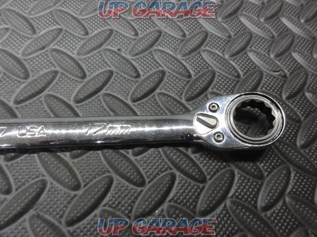 Snap-on (snap-on)
Combination wrench
SOXRRM17A
17 mm-03